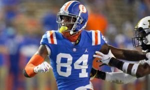 Florida tight end Kyle Pitts (84) breaks free from a Missouri defender